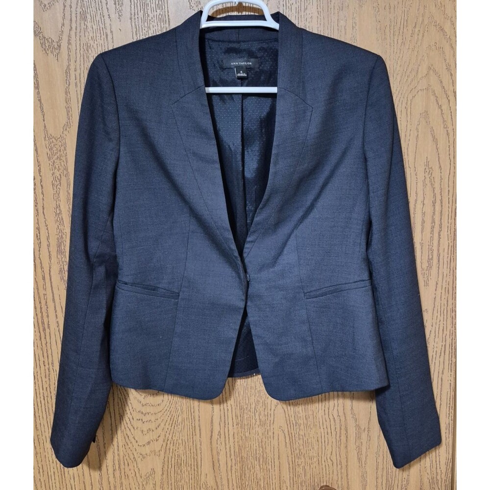 Ann Taylor Women's Grey Blue Classic Lined Blazer Jacket Size 4